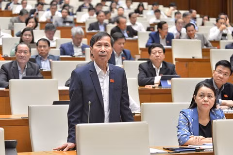 “Dieu tra sai sot SGK lop 1”: Dai bieu Quoc hoi tranh luan nay lua-Hinh-2