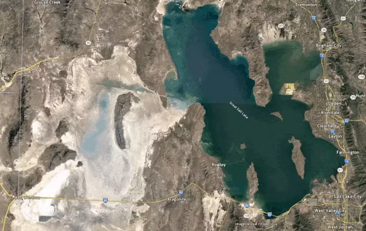 Được biết, sa mạc Great Salt Lake từng được bao phủ bởi một hồ nước mặn rộng lớn, tương tự như hồ nước cùng tên lớn nhất tại Tây Bán cầu.