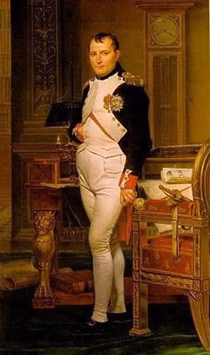 Tính đến năm 1807, hoàng đế Napoleon kiểm soát một đế chế trải dài từ sông Elbe ở phía Bắc, dọc xuống Italy ở phía Nam, và từ dãy Pyrenees (biên giới tự nhiên giữa Pháp và Tây Ban Nha) ở phía Tây cho đến bờ biển Dalmatia (thuộc Croatia ngày nay) ở phía Đông.