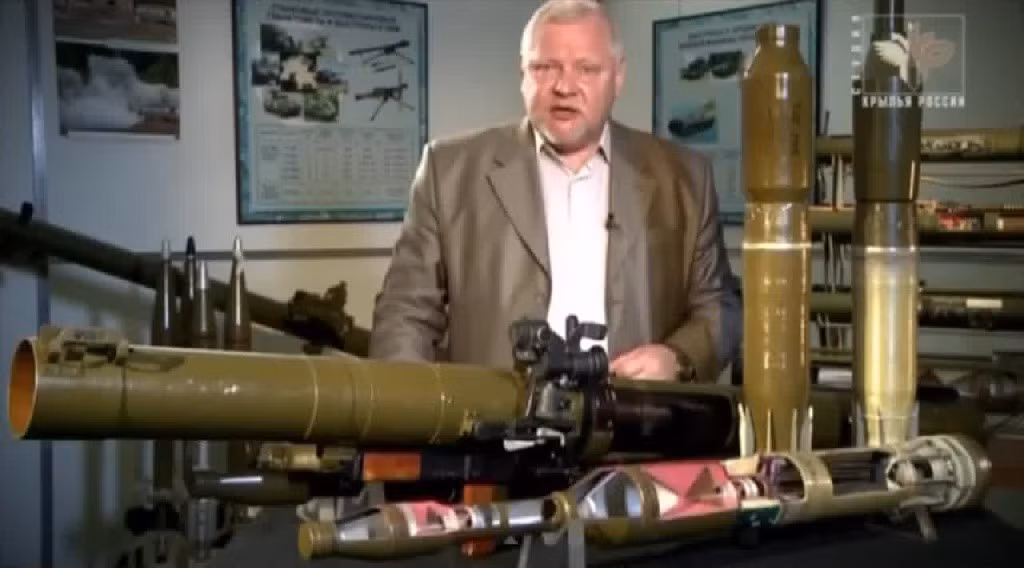 RPG-29 Vampir là loại súng chống tăng thế hệ mới được Phòng thiết kế Tula (Liên Xô) phát triển và đưa vào sử dụng từ năm 1989. RPG-29 cũng là “hậu duệ” của súng chống tăng huyền thoại RPG-7 (Việt Nam hay gọi là B41). Đây được xem là một trong những vũ khí chống tăng mạnh nhất trên thế giới, có khả năng tiêu diệt mọi loại xe tăng tối tân.