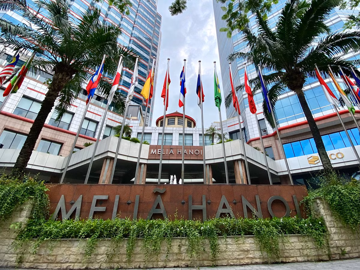 Khách sạn Melia Hà Nội là một trong những khách sạn 5 sao đầu tiên ở Thủ đô.