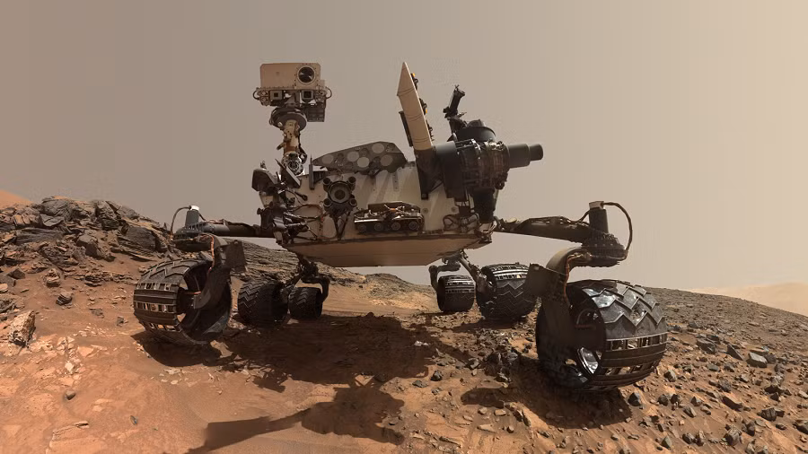 Curiosity đã nhiều lần chụp ảnh chi tiết khu vực này, đem lại những tấm hình đẹp và rõ nét hơn bao giờ hết. Điều này là kết quả của những nâng cấp phần mềm từ xa gần đây mà NASA đã thực hiện trên robot thám hiểm này.