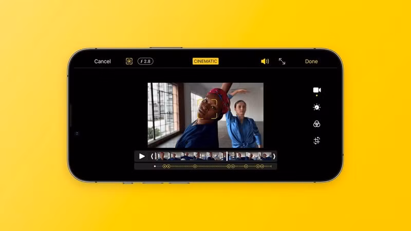 Trước đó, Apple cũng đã giới thiệu một tính năng mới gọi là "Chế độ điện ảnh", cho phép tạo hiệu ứng mờ tương tự như các máy ảnh chuyên nghiệp.