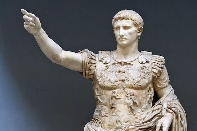 Hoàng đế La Mã Augustus Caesar vô cùng giàu có khi sở hữu khối tài sản ước tính khoảng 4.600 tỷ USD.