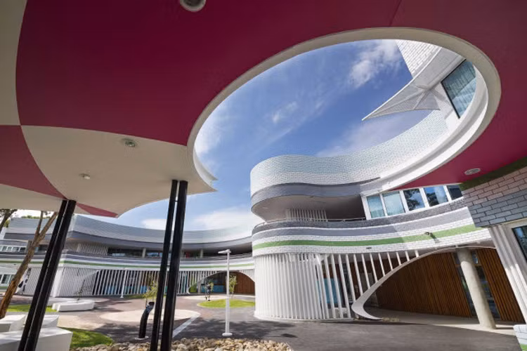 Trường ngữ pháp Penleigh và Essendon Grammar ở thành phố Melbourne, Australia.