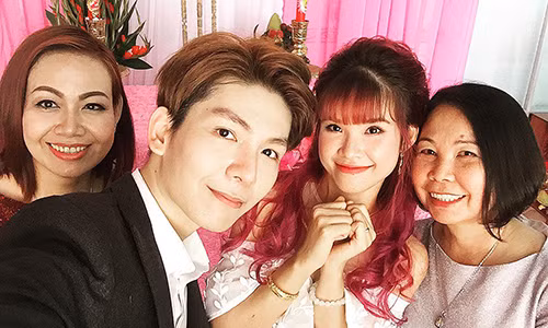 Xon xao Khoi My lam le an hoi voi Kelvin Khanh-Hinh-3