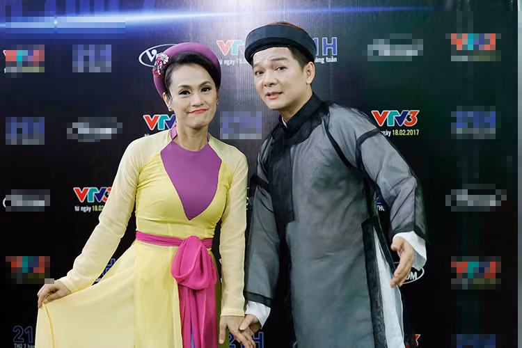 Vũ Hà quyết định mang nhạc điện tử vào bản mash-up 3 ca khúc dân ca “Trống cơm”, “Qua cầu gió bay” và “Tát nước đầu đình”. Ngoài ra, anh còn sát cánh cùng Lệ Thi trong các buổi tập vũ đạo, luyện thanh.