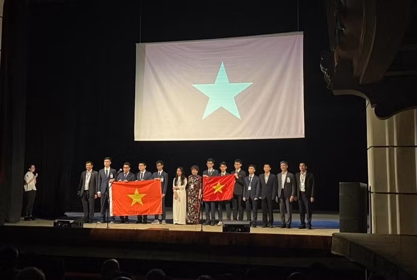 Ha Noi gianh 7 huy chuong tai Olympic Vat ly thien van quoc te