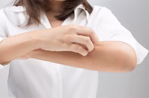 Dấu hiệu bệnh nhân tiểu đường dễ gặp biến chứng nghiêm trọng - Hình 2 Dau hieu benh nhan tieu duong de gap bien chung nghiem trong-Hinh-2
