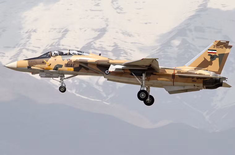 Iran từng tuyên bố, nước này đã chế tạo thành công loại radar điều khiển hỏa lực mới cho F-14. Đó có thể là mẫu sao chép radar điều khiển hỏa lực AN/AWG-9 có khả năng theo dõi 24 mục tiêu trên không, tấn công cùng lúc 6 mục tiêu trong số đó.