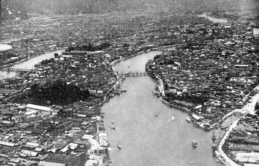 Khu vực được mệnh đanh là "Ground Zero" - nơi hứng chịu sức công phá mạnh nhất từ quả bom nguyên tử của Mỹ vào ngày 6/8/1945. Nguồn ảnh: Theatlantics.