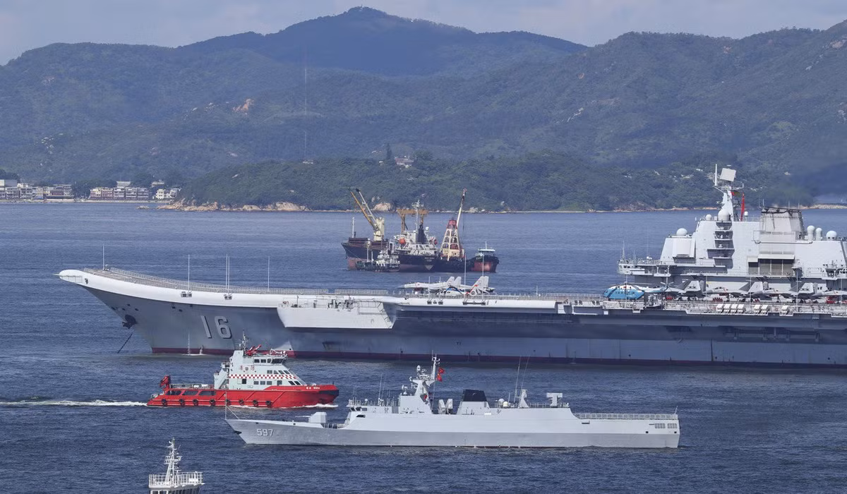 Nguồn tin riêng của tờ Asia Times cũng cho biết tàu sân bay Type 001A sẽ sớm được đưa vào trực chiến sau khi hoàn thành chuyến huấn luyện dài ngày trên biển sắp tới - chuyến huấn luyện được cho là sẽ có thời gian dài nhất kể từ trước đến nay mà tàu Type 001A từng tham gia. Nguồn ảnh: Sina.