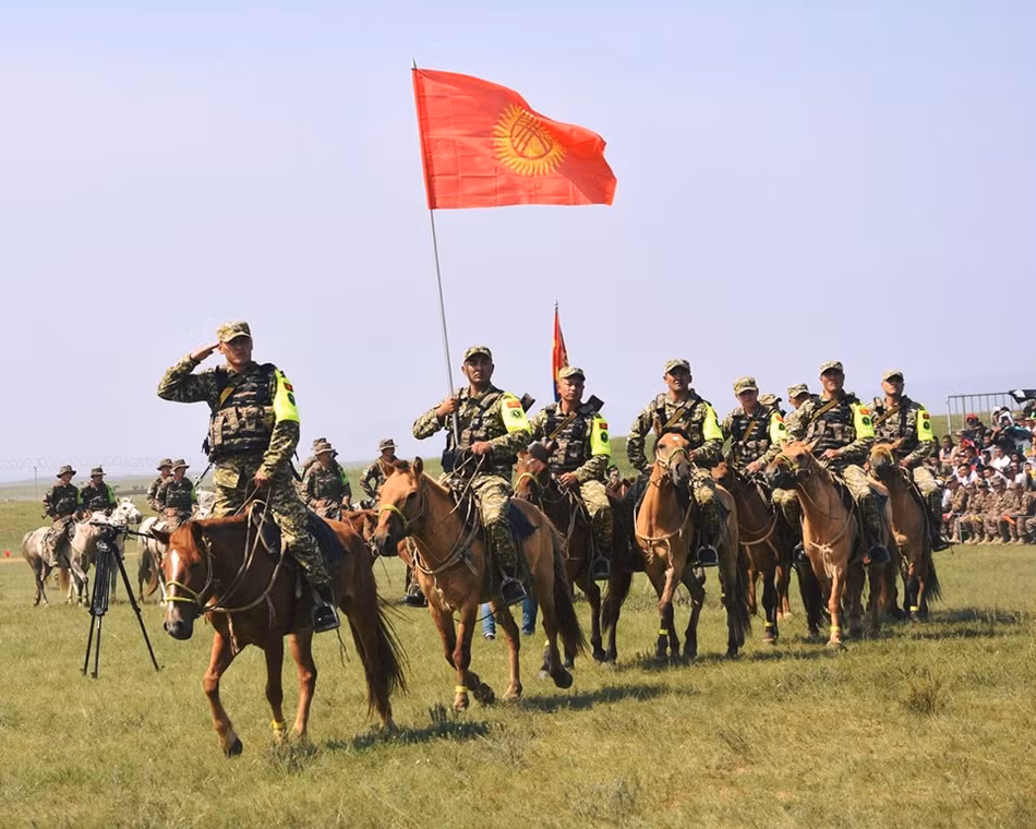 Trong phần thi đua ngựa, mỗi quốc gia sẽ có một đội thi và mỗi đội thi sẽ bao gồm 10 người - ngựa. Nguồn ảnh: Sina.