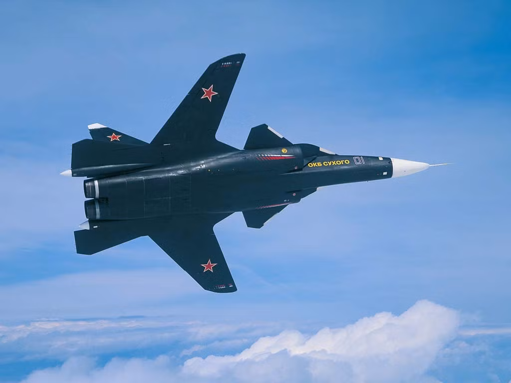 Việc Su-47 được xuất hiện lại ở MAKS 2019 khiến nhiều người tin rằng, trong tương lai không xa rất có thể Nga sẽ ứng dụng kiểu thiết kế cánh ngược này vào một loại máy bay nào đó và cho dù loại máy bay tương lai đó có là một máy bay không người lái điều khiển từ xa, đây cũng sẽ là bước tiến rất lớn của ngành hàng không quân sự thế giới. Nguồn ảnh: BI.