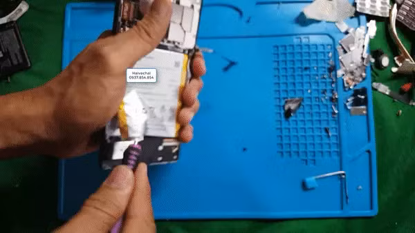 Vậy là kỷ lục kỷ lục "6 năm chưa nổ" của Bphone vẫn được giữ vững. Người dùng hoàn toàn có thể yên tâm khi sử dụng dòng điện thoại của hãng "make in Việt Nam" này.