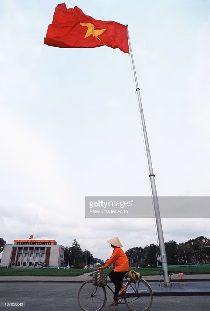 Quảng trường Ba Đình, Hà Nội năm 1995.