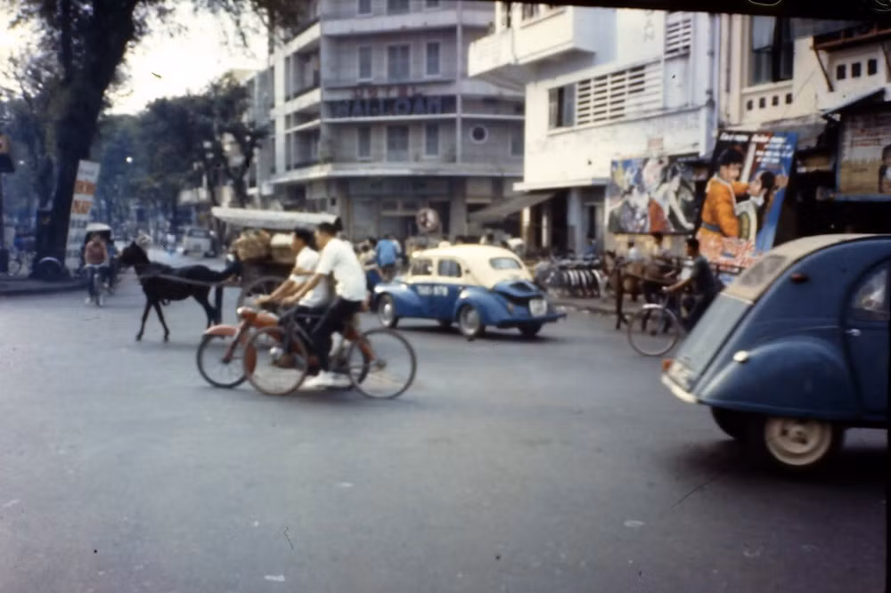 Khách sạn Mai Loan nhìn từ xa.