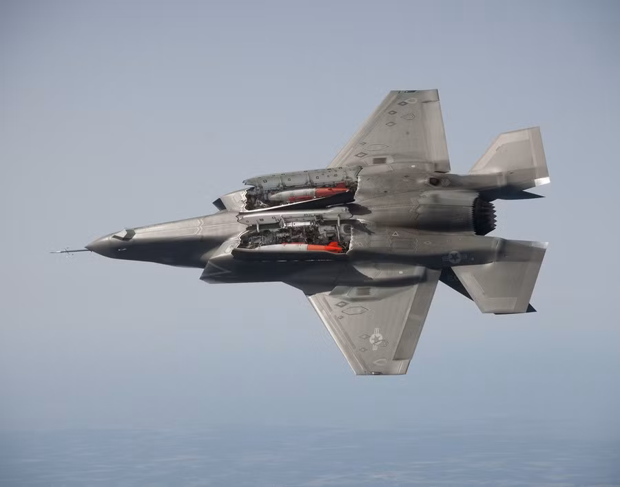 Theo tạp chí UK Defence Journal, sự việc xảy ra với chiếc F-35B trên đã làm gián đoạn các cuộc tập trận được không quân, hải quân Anh thiết đặt với biên đội tàu sân bay HMS Queen Elizabeth. Điều này càng chứng tỏ sự cố trên là có thật chứ không phải tin thất thiệt.