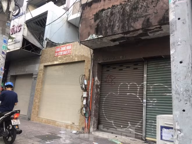 Kinh doanh ế ẩm, quán xá ở Sài Gòn thi nhau dẹp tiệm - Hình 11 Kinh doanh e am, quan xa o Sai Gon thi nhau dep tiem-Hinh-11