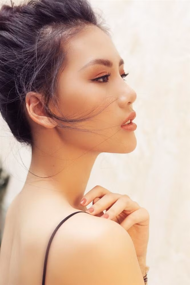 Sieu mau Viet Nam Bui Quynh Hoa khong co thu nhap, thiet hai hon nua ty dong vi dich Covid-19-Hinh-4