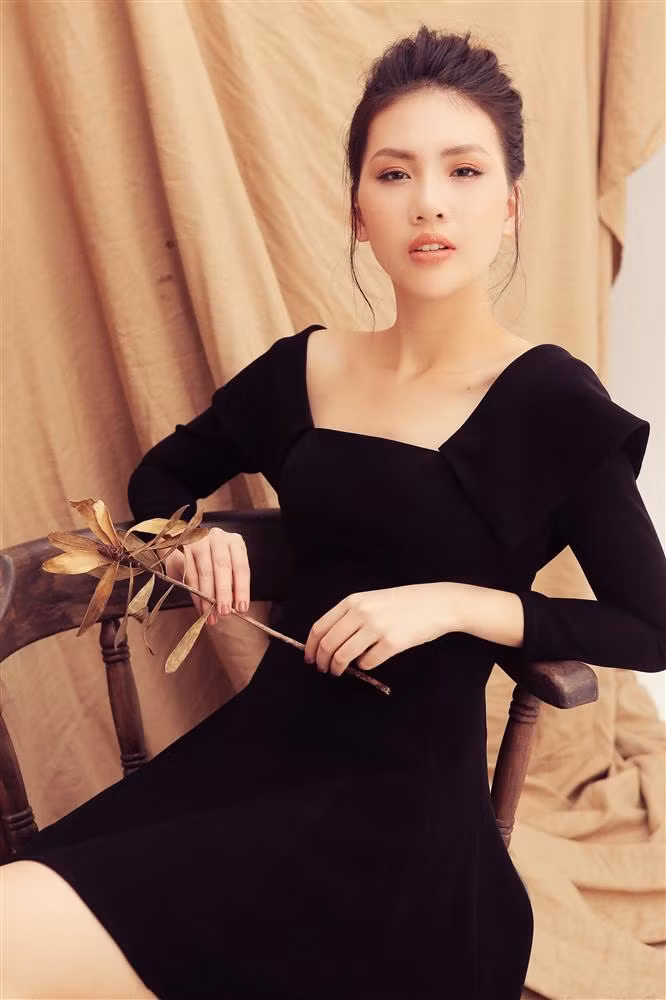 Sieu mau Viet Nam Bui Quynh Hoa khong co thu nhap, thiet hai hon nua ty dong vi dich Covid-19