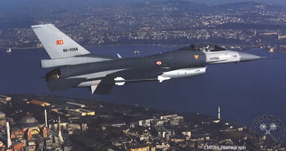 Chính vì vậy, viễn cảnh đối đầu quyết liệt giữa tiêm kích F-16 của không quân Thổ Nhĩ Kỳ với các tổ hợp tên lửa phòng không hiện đại của quân đội Syria đã thu hút sự quan tâm sâu sắc của truyền thông quốc tế.