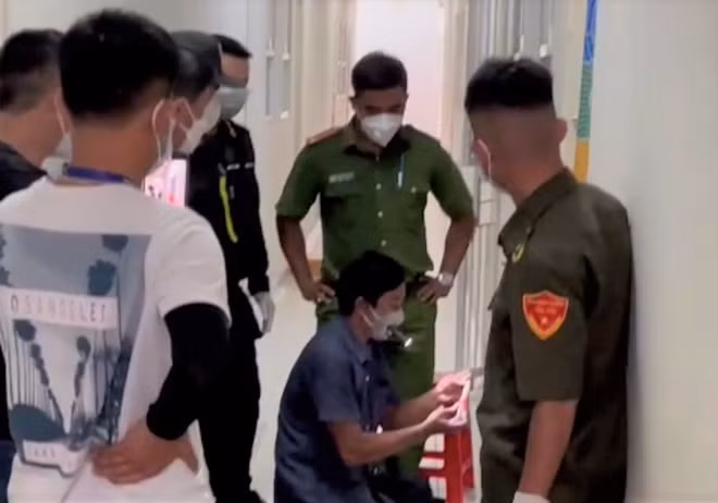 Ban Chỉ đạo phòng, chống dịch COVID-19 TP Thuận An cũng đã đề nghị xử phạt bà Lan về hành vi không chấp hành quy định phòng, chống dịch bệnh để răn đe. Bà Lan được cho là có vi phạm, nếu hợp tác với lực lượng chức năng sẽ không xảy ra sự việc đáng tiếc như vậy.