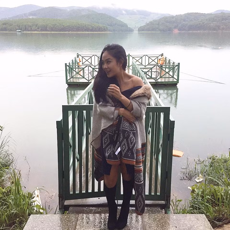 Hiện tại, dù vẫn là cô gái "ba mét bẻ đôi", chỉ cao 1m51 nhưng thân hình của Phương Thảo lại rất mang đầy những đường cong siêu gợi cảm. Với số đo ba vòng 88 – 63 – 90 cùng làn da nâu khỏe khoắn, Phương Thảo đã góp phần giúp hâm nóng trào lưu sở hữu thân hình, vóc dáng bốc lửa, gợi cảm giống những cô gái Nam Mỹ đang rất phổ biến hiện nay.