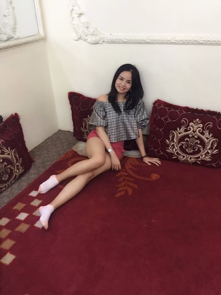 Không cần tập quá "căng", cũng không nên nóng vội nâng cao trình độ bằng nhiều bài tập, động tác khó, những người tập yoga thời gian đầu chỉ cần chú trọng vào khía cạnh giúp cơ thể, tinh thần được thư giãn bằng những động tác đơn giản hoặc ngồi thiền. Một điều thú vị nữa khi tập yoga theo chị Quỳnh Uyển là còn giúp mọi người hiểu rõ được cơ thể mình hơn, biết đâu là điểm mạnh, điểm yếu... từ đó có những cách, phương pháp chăm sóc sức khỏe, cơ thể tốt nhất.