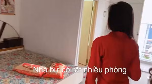 Nhà nhiều phòng đến mức chính ca sĩ Thủy Tiên cũng không biết ai ở, dùng để làm gì. Ảnh chụp màn hình