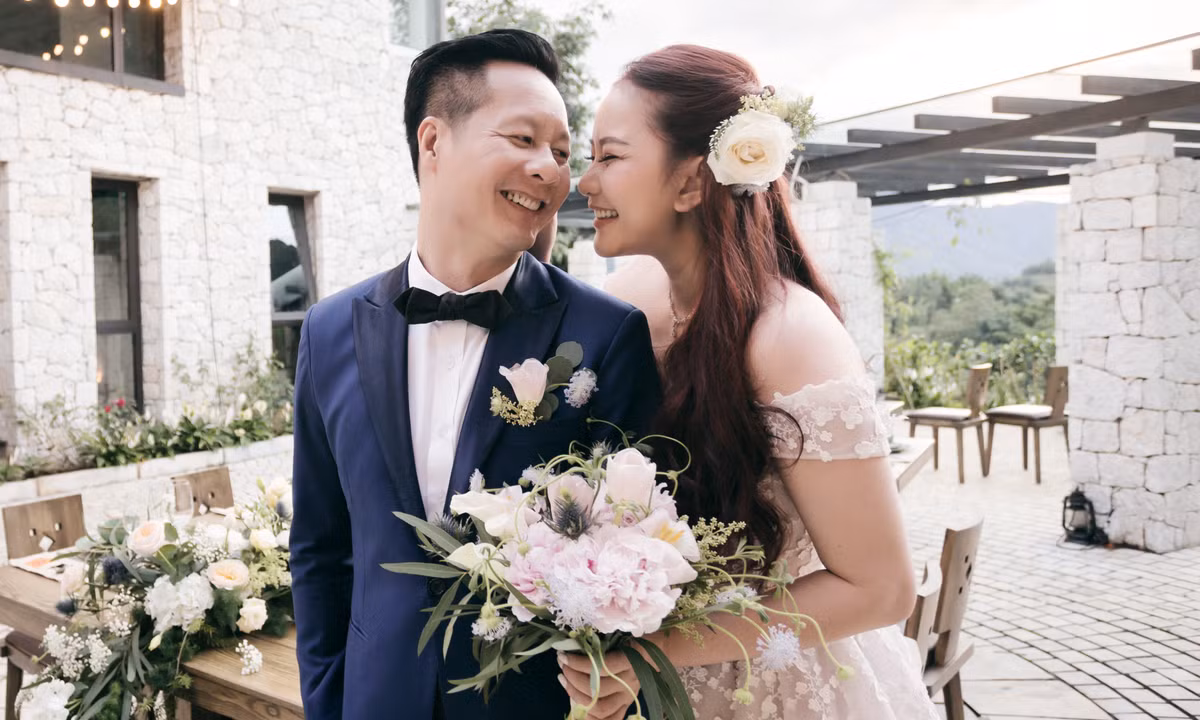 Tháng 10/2015, đại gia Đức Anh tiếp tục gây xôn xao khi tổ chức lễ đính hôn đẹp như mơ với người mẫu Phan Như Thảo. Ảnh: Internet