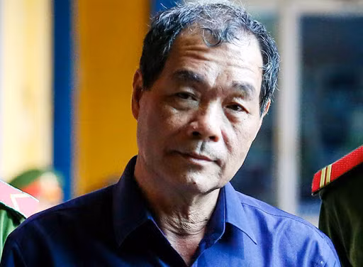 Vo boc dang sau nhung dai gia thuong xuyen lam tu thien