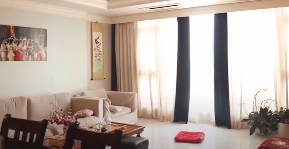 Căn hộ của Hoa hậu Khánh Vân có 3 phòng ngủ và được cô bài trí lại theo ý thích cá nhân. Ảnh: Lao động.