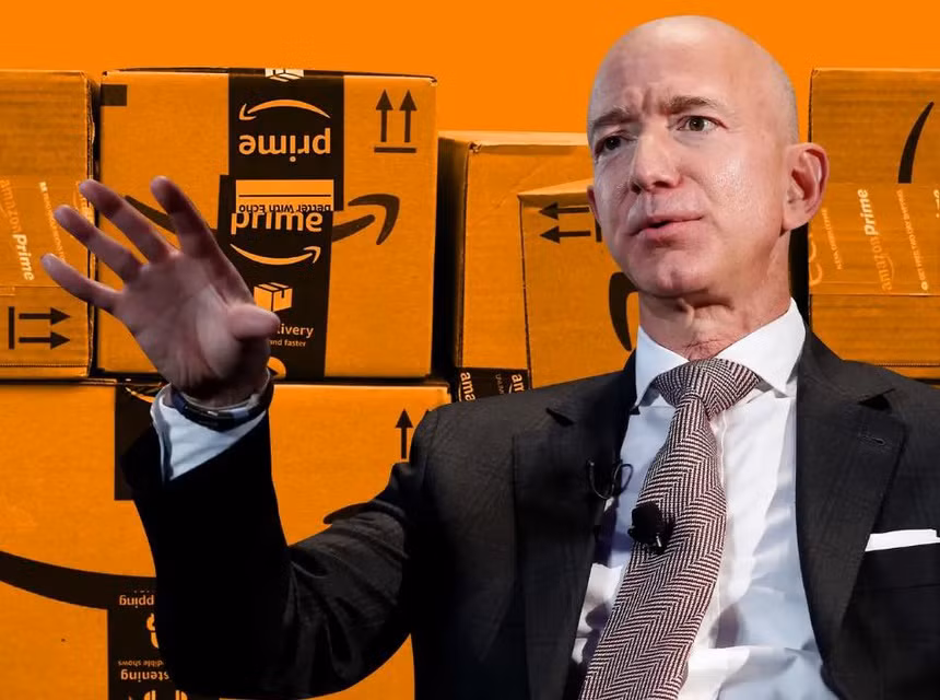Ông cũng sở hữu tờ báo Washington Post và sẽ dành thời gian cũng như tiền của cho các nỗ lực chống biến đổi khí hậu.