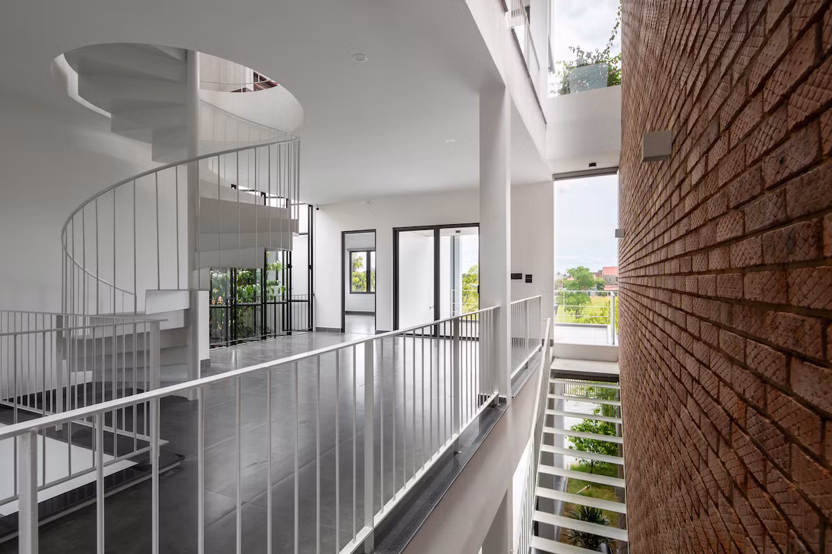Theo đó, đơn vị thiết kế đưa ra giải pháp tổ chức lại các trục giao thông theo chiều ngang để thuận tiện và đơn giản hơn so với các trục giao thông cũ.