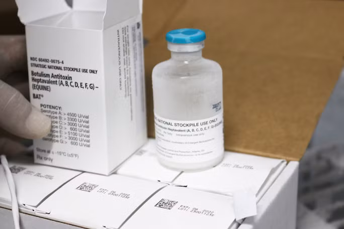 6 lo thuoc giai doc botulinum dau tien da ve den TP HCM-Hinh-3