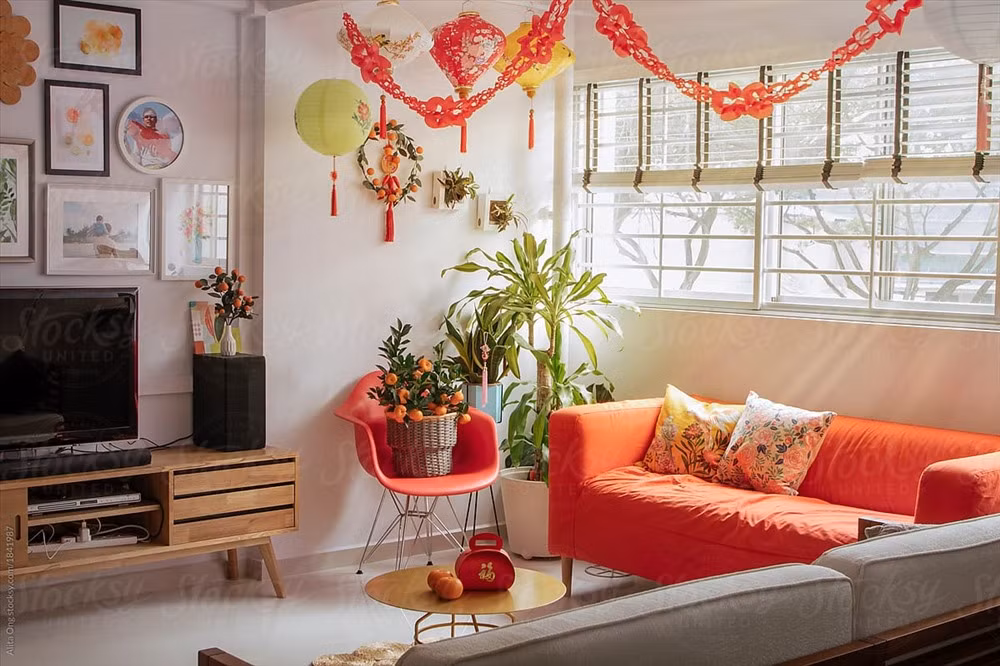 Nên cân nhắc kỹ trước khi mua đồ diện Tết. Nếu mua chỉ vì giá rẻ mà nhu cầu không thực sự cần đến thì đó cũng là sự lãng phí.