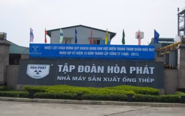 Lanh dao nhan thu lao hon 20 ty, Tap doan Hoa Phat lai “khung” sao?