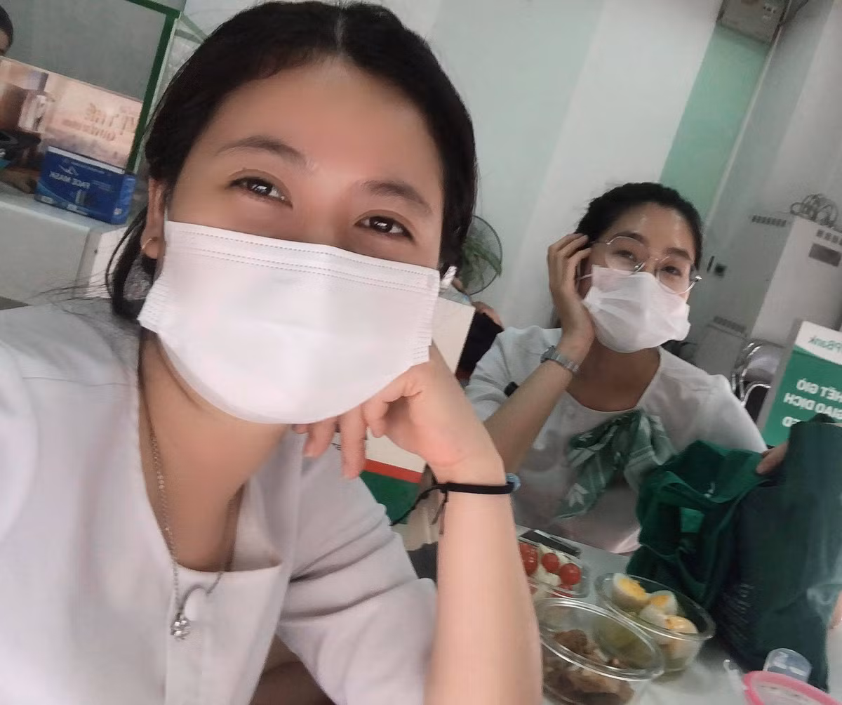 Nhung “bong hong” Thu do “toa huong” giua tam dich