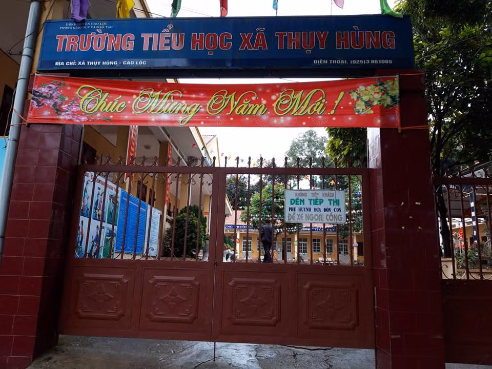 PCT Lang Son chi dao lam ro vu co giao “danh” hoc sinh nguy co mu mat