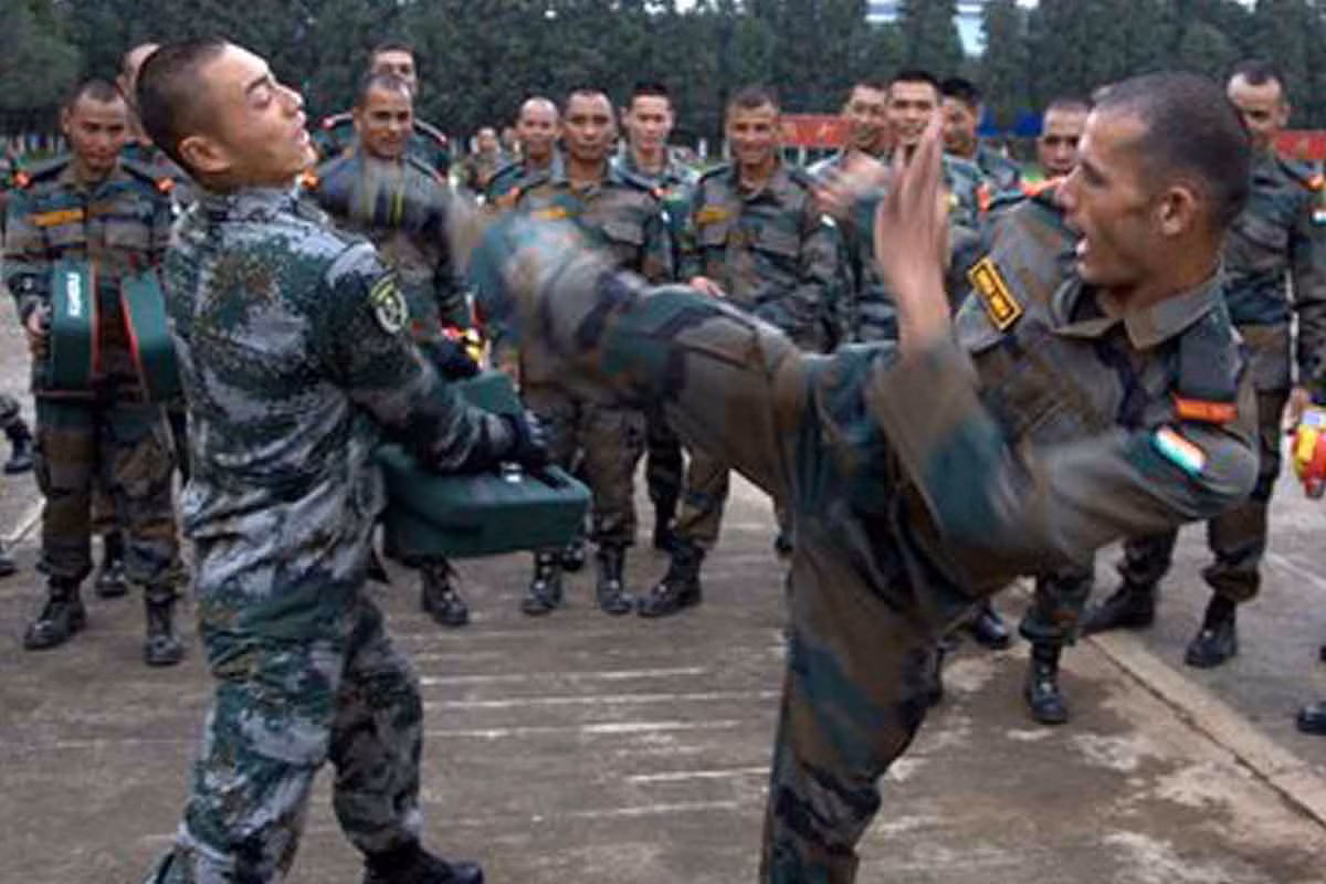 “Chúng tôi xếp loại áo giáp này là lớp bảo vệ 6 bis (6a). Hơn nữa, thiết kế của chúng tôi nhẹ hơn nhiều so với sản phẩm cùng loại do nước ngoài phát triển".