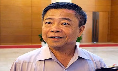 Thuong vu Quoc hoi thao luan cho thoi dai bieu voi ong Vo Kim Cu