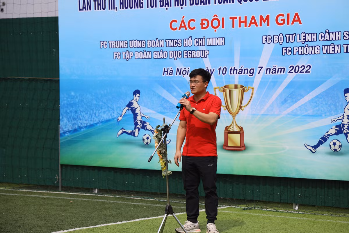 FC Phong vien Thoi su vo dich Giai bong da Doan TNCS HCM Bo TLCSCD-Hinh-2