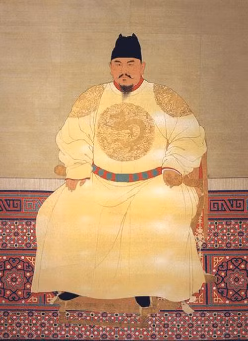 Minh Thái Tổ Chu Nguyên Chương thành lập nên nhà Minh năm 1368. Vị hoàng đế khai quốc của vương triều nhà Minh cai trị từ năm 1368 đến 1398. Chu Nguyên Chương chấm dứt triều đại nhà Nguyên và mở ra triều đại mới. Ông được đánh giá là một trong các hoàng đế vĩ đại nhất của Trung Quốc nhờ những công trạng to lớn với đất nước.