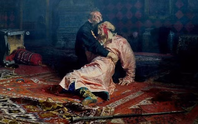 Về mặt lý thuyết, Sa hoàng là người cai trị tối cao, quyền lực nhất ở Nga. Tuy nhiên, trên thực tế, các boyar (tước vị quý tộc cao nhất của Nga hồi đó) mới là những người nắm thực quyền. Các phe phái quý tộc đã đấu đá lẫn nhau để tranh giành quyền lực. Theo đó, hoàng tộc Nga là nơi chứng kiến không ít cuộc tàn sát đẫm máu.