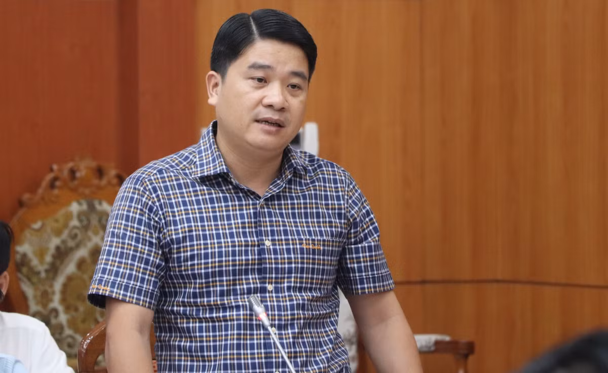 Bị can Trần Văn Tân - nguyên Phó Chủ tịch UBND tỉnh Quảng Nam, từ ngày 20/5/2021 đến 31/12/2021, đã nhận hối lộ 9 lần, tổng số 5 tỷ đồng.