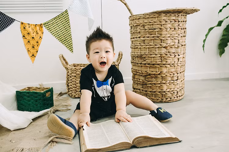 Theo chia sẻ của Nhật Kim Anh, con trai rất thích công nghệ, đặc biệt là xe hơi. 