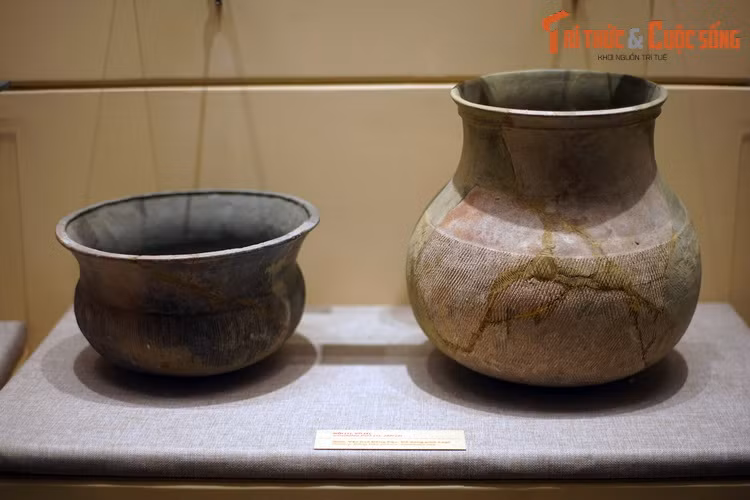 Vat chung vo gia cua nen van hoa co bi an gan Ha Noi