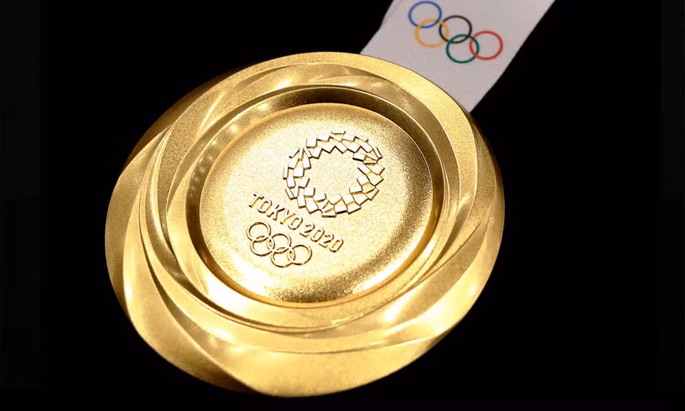 Để chế tạo được đủ số huy chương phục vụ cho Olympic Tokyo 2020, Nhật Bản đã phải tiến hành một chiến dịch thu gom những thiết bị điện tử không còn sử dụng được trong suốt hai năm, từ tháng 04/2017.