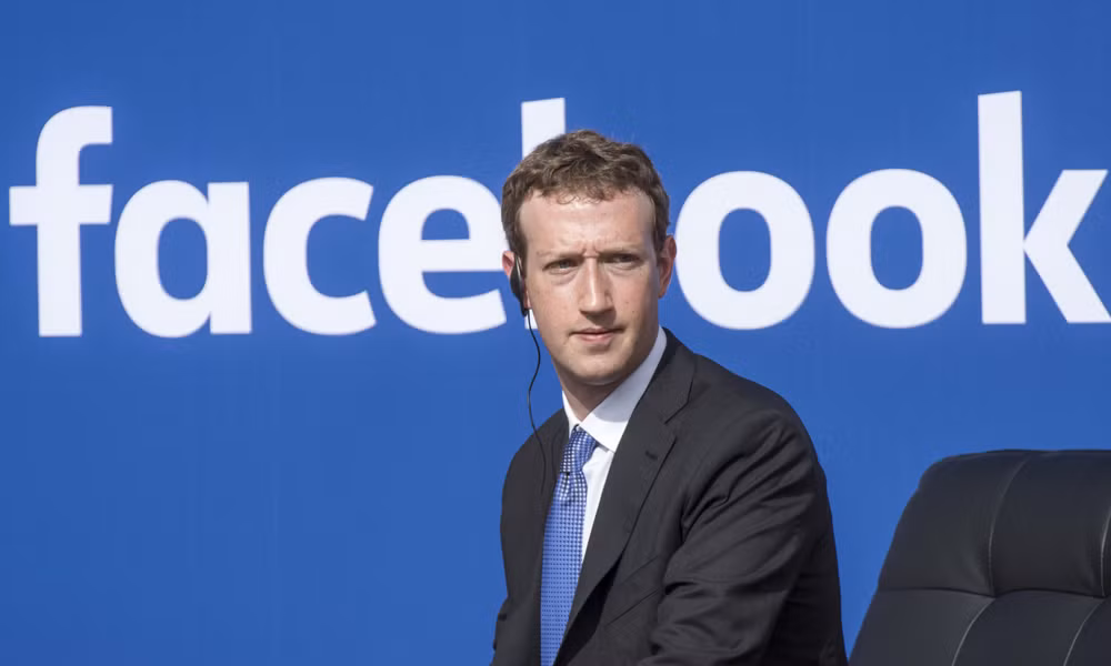 Thời gian gần đây, ông lớn Facebook liên tục phải đối mặt với những vụ lùm xùm nghiêm trọng, như: vi phạm quyền riêng tư của người dùng, để lộ thông tin cá nhân của khách hàng, gian đoạn dịch vụ… Nhưng có vẻ như tất cả những scandal này đều không hề ảnh hưởng tới tốc độ tăng trưởng của Facebook.